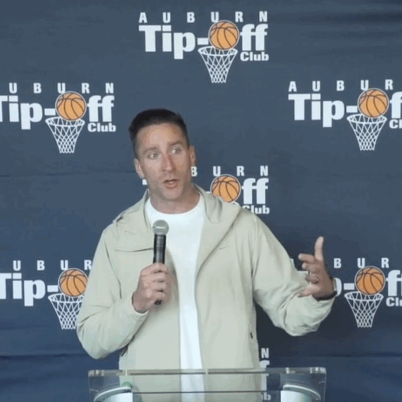 Head Coach Steven Pearl addresses the Auburn Tip-Off Club