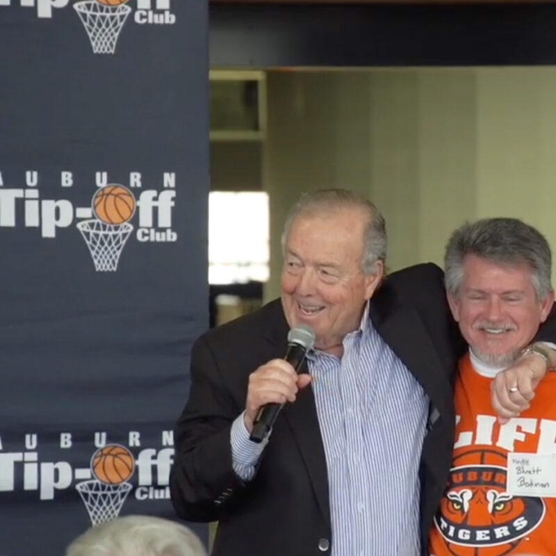 Former Auburn Head Men's Basketball Coach, Cliff Ellis along with a former Cliff Dweller and Tip-Off Club member.